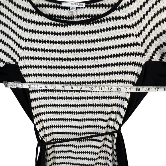 Studio One Knit Dress S Black White Diamond Striped Belted Stretch Work Career - Picture 6 of 14